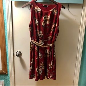 Sleeveless floral dress